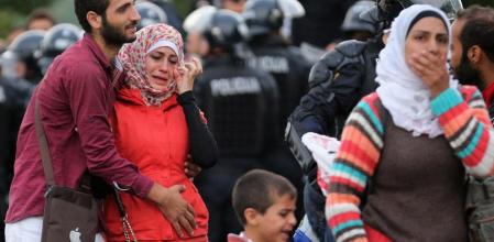 Un grupo de refugiados llegan a territorio de Croacia a través de Eslovenia