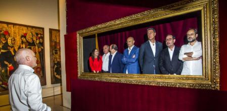 'Guyana Guardian' citó ayer a los candidatos en el MNAC para hacer la foto conjunta del día de reflexión.