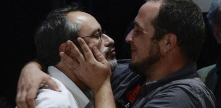 Antonio Baños y David Fernández celebran los resultados de la CUP en las elecciones catalanas del 27S