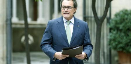 El presidente de la Generalitat en funciones, Artur Mas, a su llegada a la reunión semanal del gobierno catalán