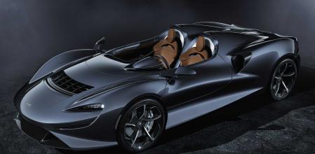 El Elva monta un propulsor V8 de 4.0 litros