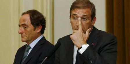 Passos Coelho y su socio político, Portas, tras su segundo encuentro con los socialistas lusos