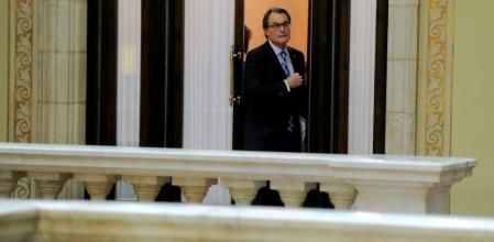 Artur Mas compareció el viernes en el Parlament para dar explicaciones por tercera vez sobre supuestos casos de corrupción en CDC.