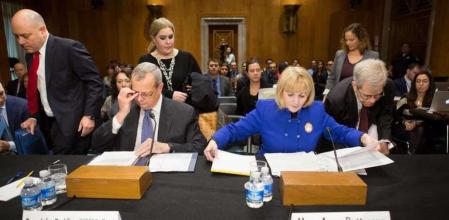 John Allen y Anne Patterson comparecen ante la comisión del Senado