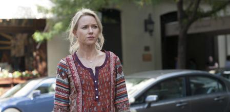 Naomi Watts en 'Mientras seamos jóvenes', una de sus últimas películas.