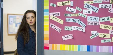 Katherine Langford es australiana y este es su primer papel