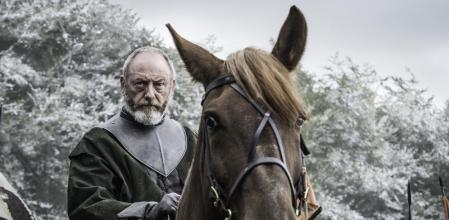 Liam Cunningham es Ser Davos.