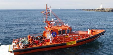Imagen de archivo de una lancha de Salvamento Marítimo en aguas de Tarifa.