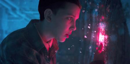 Millie Bobby Brown en una imagen promocional de Stranger things.