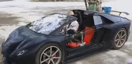 Este Lamborghini casero está propulsado por un motor de motocicleta
