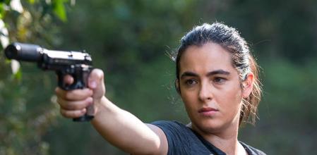 Alanna Masterson interpreta a Tara.