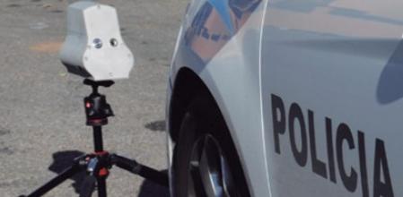 El Velolaser es un radar ligero, de tamaño muy reducido y sin cables, que se puede montar en un trípode