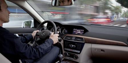 Por ley, cualquier vehículo debe tener contratado al menos un seguro de responsabilidad civil ante terceros