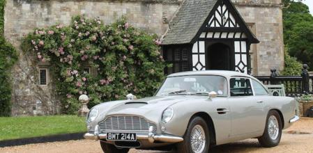 Aston Martin DB5 de 1965 que participó en la película GoldenEye (1995)