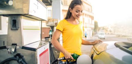 Es importante fijarse en el surtidor elegido para evitar cometer errores en el repostaje