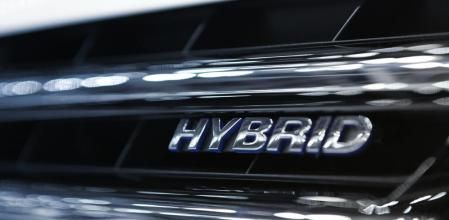 El coche híbrido es una opción muy adecuada para los que se mueven por ciudad