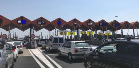 El ministro de Fomento, José Luis Ábalos, se ha compro metido a no prorrogar la concesión ni el peaje en aquellas vías de pago que terminen el contrato de concesión durante su mandato