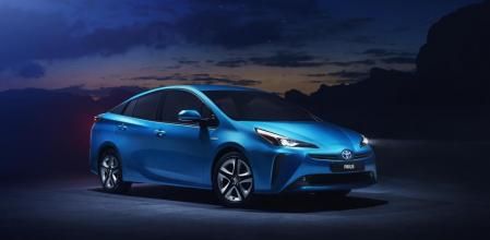 El vehículo renueva su diseño exterior con un nuevo frontal