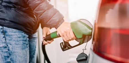 Con una conducción eficiente, veremos que pasamos menos por la gasolinera