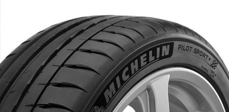 Es importante saber qué hacer para evitar pinchar rueda