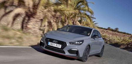 El tono Shadow Grey es exclusivo del i30 Fastback N, que además se ofrece en otros colores