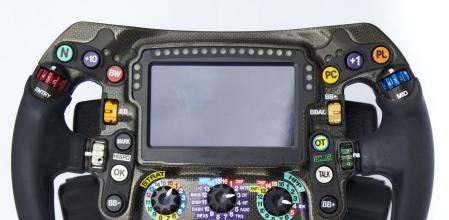 El nuevo volante de Mercedes para la Fórmula 1 de este año