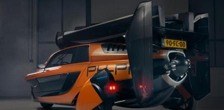 Parte posterior del PAL-V Liberty, que tiene una longitud de unos cuatro metros y un anchura de dos