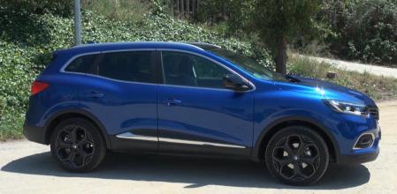 Estamos ante un modelo que se ha remodelado a principios de año y que responde a la idea de lo que se espera de un SUV al uso, y más aún en esta versión 1.3 TCe de 160 CV EDC y su exclusivo acabado Black Edition