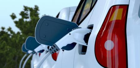 Los coches eléctricos deberán hacer ruido cuando circulen hasta los 20 km/h y también en marcha atrás