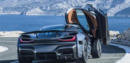 Las puertas de algunos vehículos superdeportivos o prototipos son verdaderamente sorprendentes