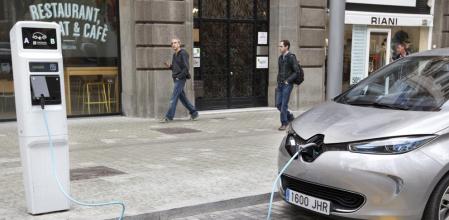 La electrificación de los vehículos significa un cambio de paradigma en la industria automovilística