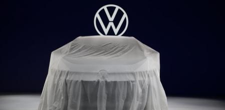 El Volkswagen I.D. Space Vizzion antes de ser desvelado en el Museo de la Automoción Petersen en Los Angeles