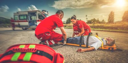 Hay que seguir el protocolo PAS ante un accidente de tráfico: Proteger, Avisar y Socorrer