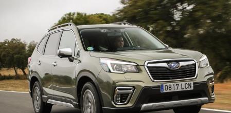 La nueva generación el Subaru Forester solo llega con una única, pero interesante motorización híbrida