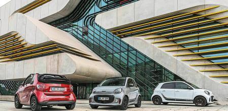 Con un enchufe doméstico estándar, los EQ se pueden cargar en poco más de 3,5 horas a 4,6 kW