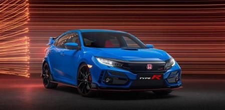 En el frontal se ha incorporado una parrilla más grande