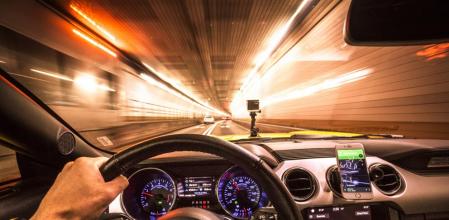 El efecto túnel en la conducción reduce la visión periférica