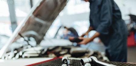 Los primeros síntomas que te avisarán de que tu motor va a griparse son la pérdida de potencia, la disminución de la velocidad y el aumento del ruido metálico del motor