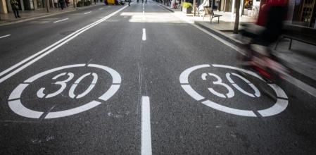 Barcelona añade 112 kilómetros más de calles 30, lo que representa el  68% de la longitud total de calzadas de la Ciudad Condal