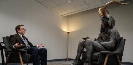 Una imagen de la loca, loca serie 'Evil'.