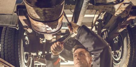 Una duda que surge en muchos usuarios es la de que si en caso de avería o problema podrían llevar a sus vehículos a reparar a un taller mecánico