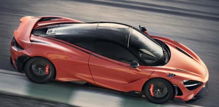 El motor V8 de 4.0 litros y con doble turbo ha recibido modificaciones que le han permitido pasar de los 720 a los 765 caballos de potencia.