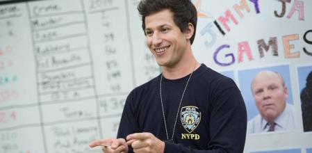 Andy Samberg en una imagen de la comedia 'Brooklyn Nine-nine'.
