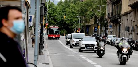 Tráfico en Via Laietana (Barcelona) durante la séptima semana de confinamiento