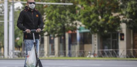 El patinete eléctrico es una buena alternativa al transporte público para evitar contagios del coronavirus