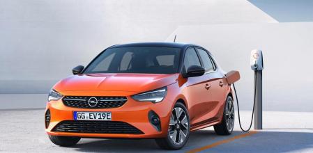 Con hasta 337 km de autonomía WLTP, la batería del Corsa-e puede cargarse de forma rápida hasta el 80% en 30 minutos