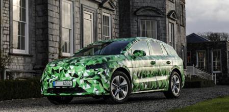 De momento, la marca solo ha facilitado imágenes del Enyaq iV camuflado