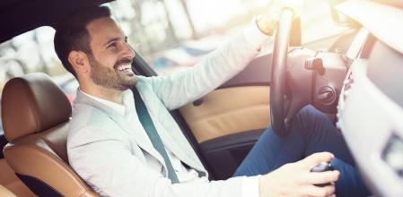 La compra de un vehículo requiere tener en cuenta muchos aspectos, por lo que hay que valorar si interesa más optar por la modalidad del renting