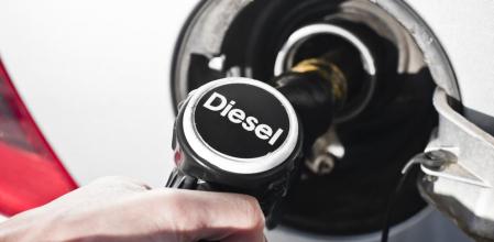 La estricta normativa de la UE obliga a los fabricantes a rebajar las cifras de emisiones de los coches diésel y de gasolina