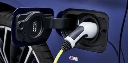 Las versiones híbridas enchufables llegarán durante el próximo otoño